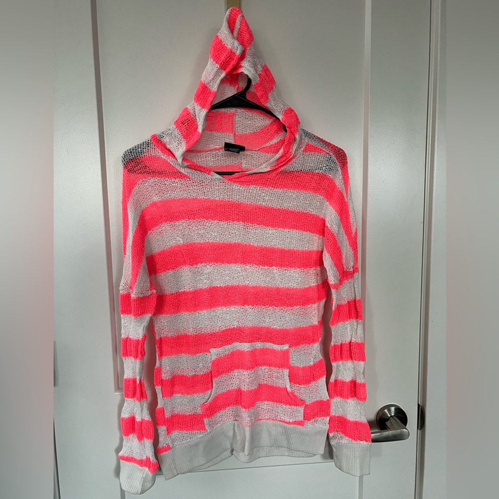 Mesh Sweater with hood